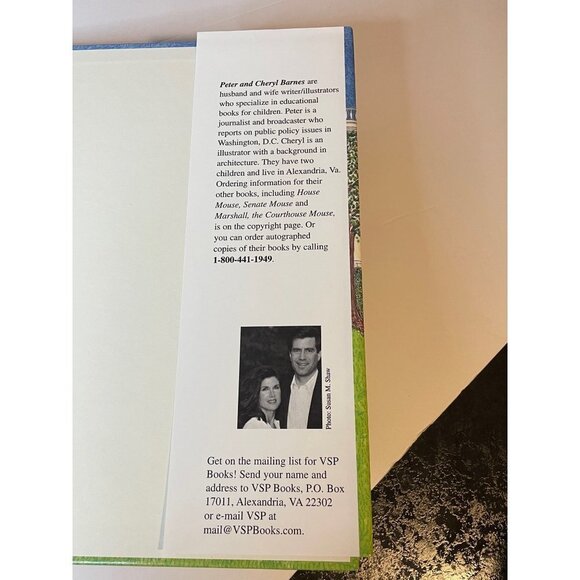 Woodrow, the White House Mouse Signed Hardback Picture Book - Picture 6 of 10